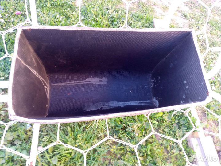 Крышка кофр чемодан/чехол возможно от швейной
