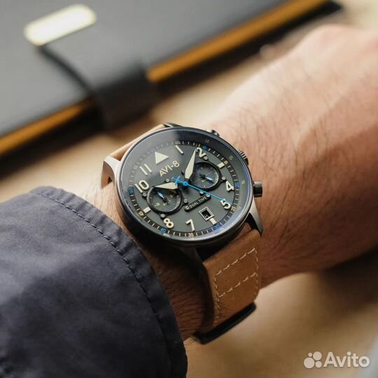 Часы AVI-8 Hawker Hurricane Dual Time Orissa