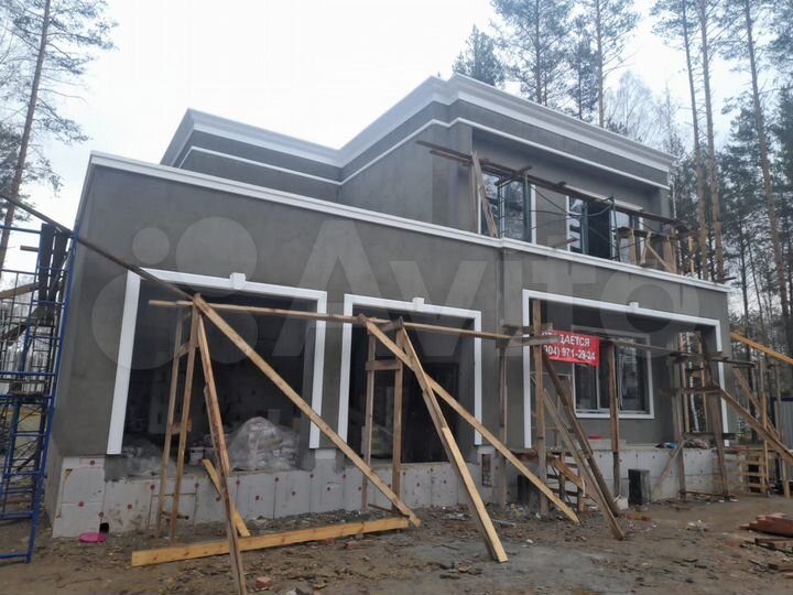 Дом 280 м² на участке 11 сот.