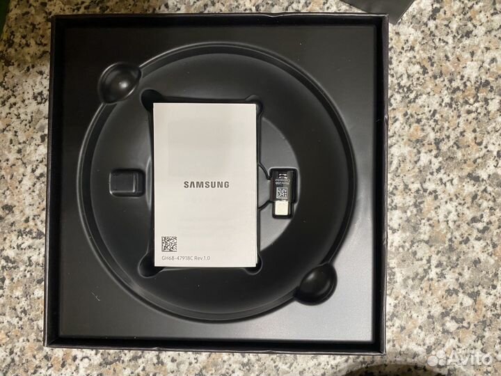 Беспроводная зарядка Samsung EP-PG950