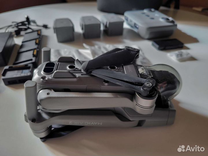 Дрон DJI mavic air 2 fly more combo