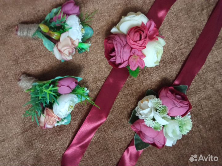 Бутоньерка для жениха и свидетелей