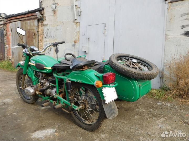 Мотоцикл Урал имз 8.103-10 1988