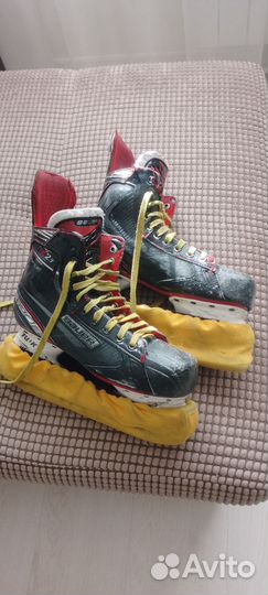 Коньки хоккейные