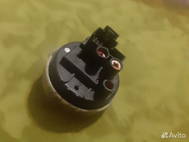 Прессостат Ariston Indesit C00263271 16002315000