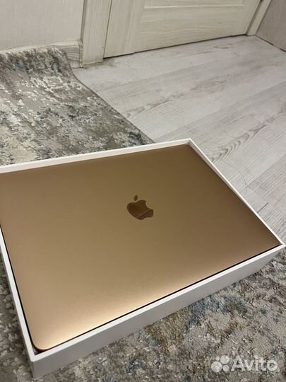 Apple MacBook Air 13 2020 m1 8gb 256 26 циклов