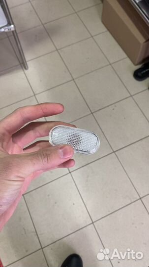 Стоп сигнал largus зад