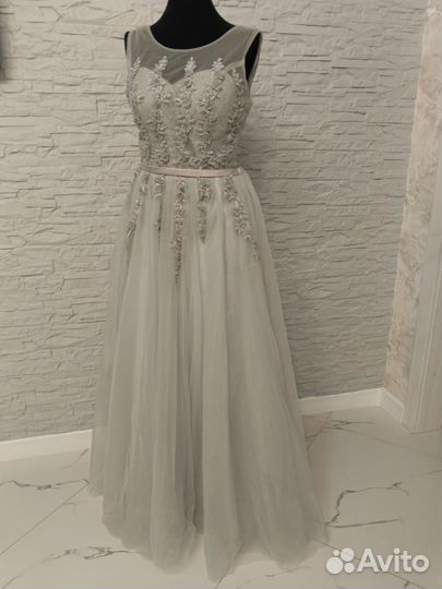 Вечернее платье