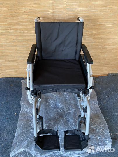 Коляска инвалидная