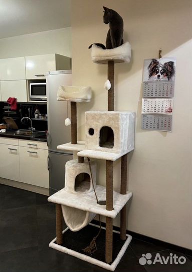 Домик для кошки с когтеточкой