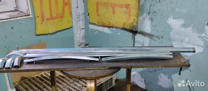 Молдинги коляски мотоцикла Иж Юпитер 4