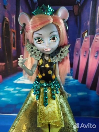 Мауседес Кинг кукла Монстер Хай