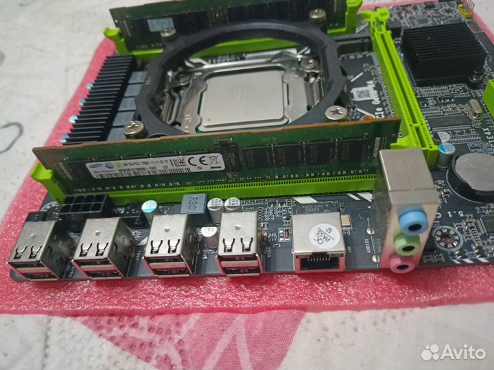 Материнская плата lga 2011