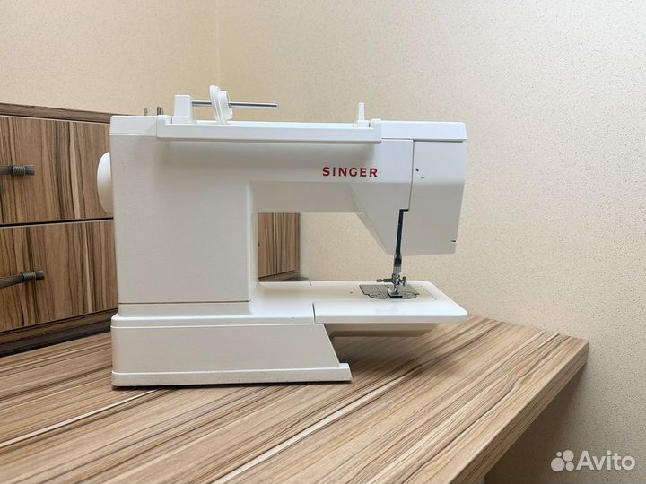 Швейная машинка singer