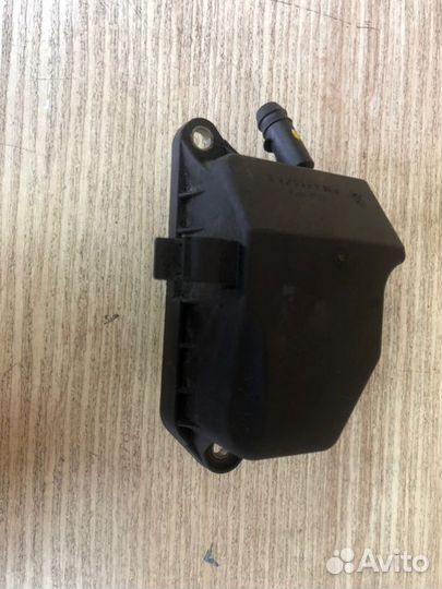 Маслоотделитель Mercedes-Benz E-Class W212