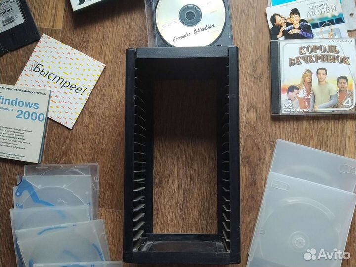 Подставка для дисков 10 футляров на диск и 15 диск