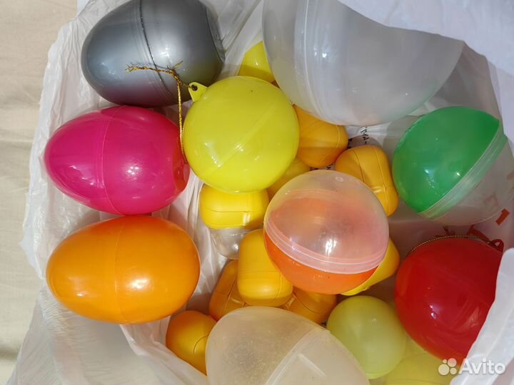 Контейнер из киндера