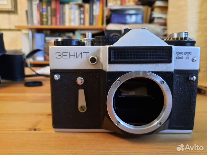 Пленочный зеркальный фотоаппарат