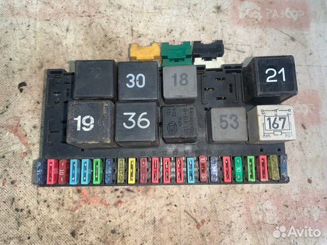 Блок предохранителей Volkswagen Passat B4 2E 1995