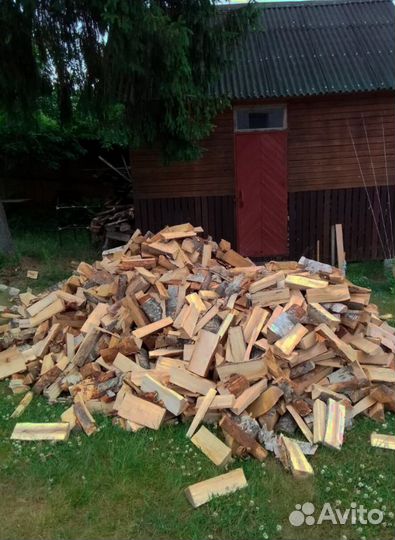 Дрова с доставкой в укладку любого объема