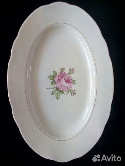 Тарелки, блюда, блюдца