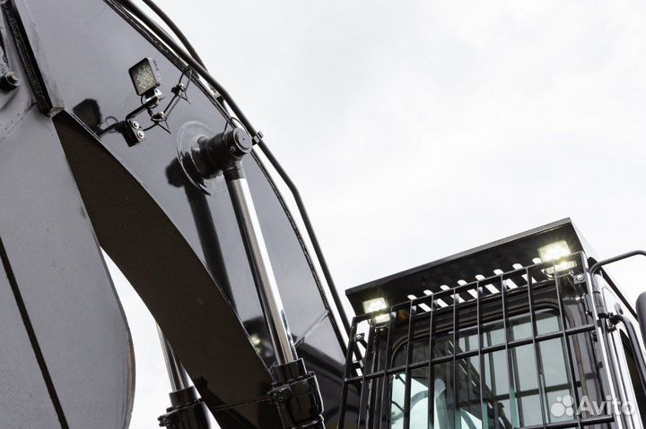 Колёсный экскаватор Bull EW210 Plus, 2024