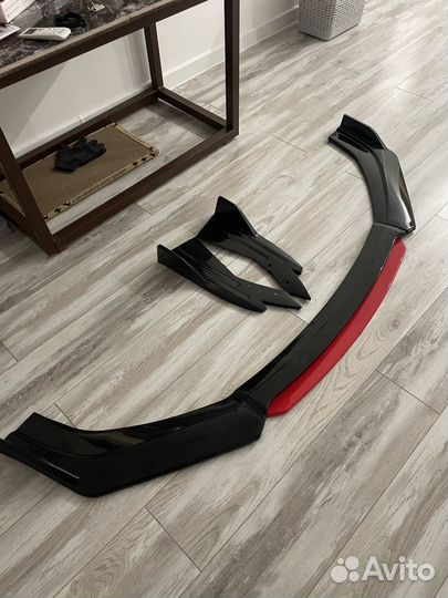 Губа переднего бампера (универсальная)