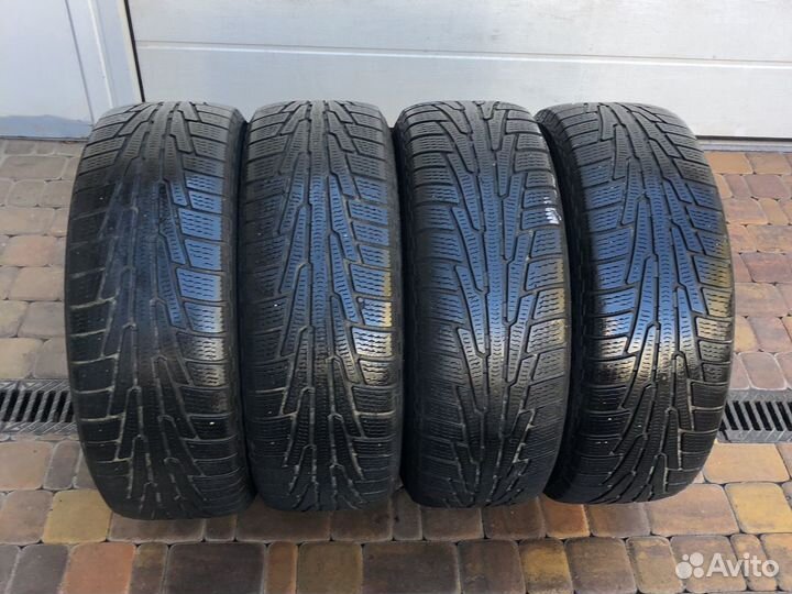 Зима Volkswagen Touareg 235/65 R17 5/130 Nokian