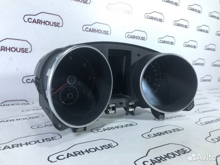 Щиток приборов Volkswagen Golf 6 2011