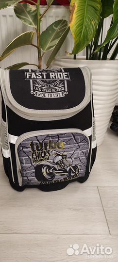 Школьный рюкзак для мальчика