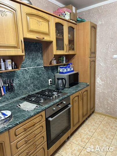 Продам кухонный гарнитуры бу