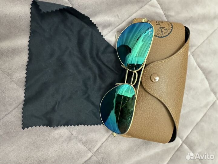 Солнцезащитные очки ray ban