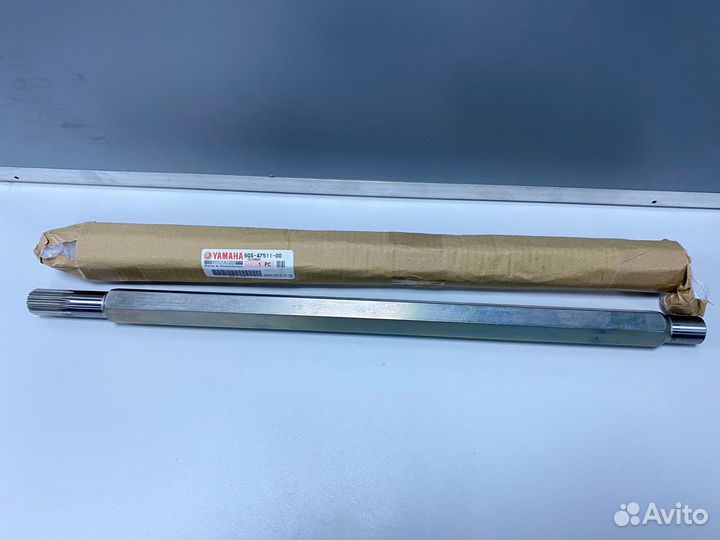 Ось привода трака (вал) Ямаха 8GS4751100