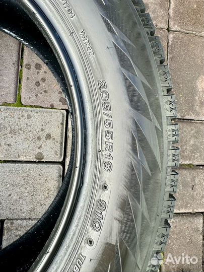 Bridgestone Blizzak VRX2 205/55 R16