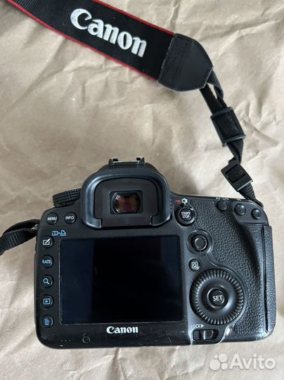 Фотоаппарат canon 5D mark iii