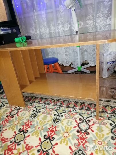 Журнальный столик бу