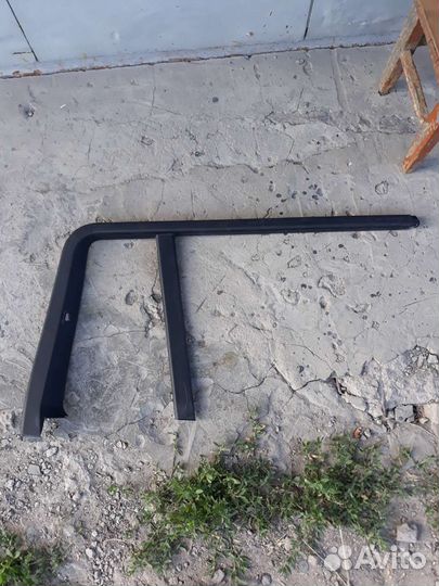 Мерседес Рамка стекла двери задний левый GL-klasse