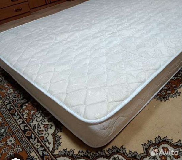 Матрас 160х200 бу