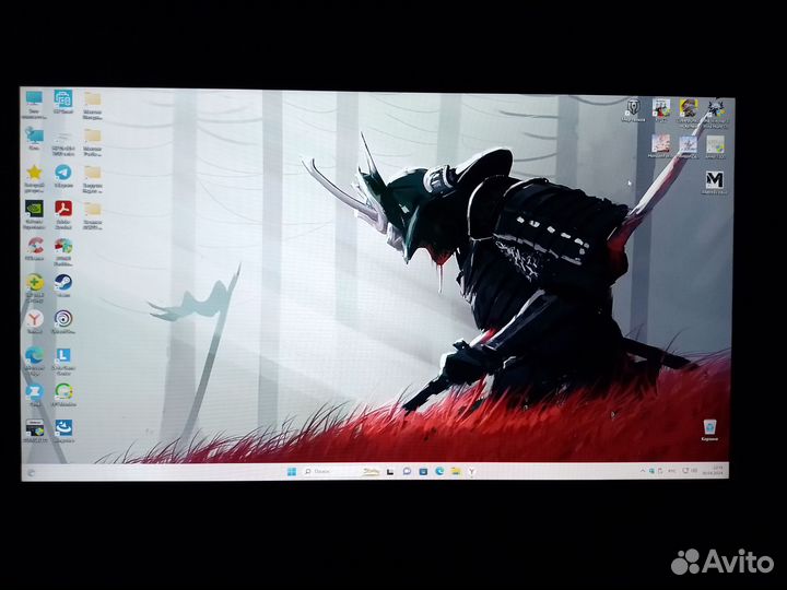 Монитор 22 дюйма