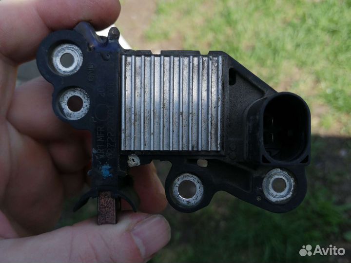 Регулятор напряжения генератора bosch