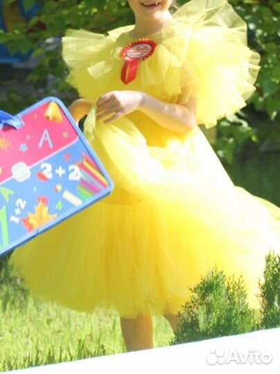 Нарядное платье