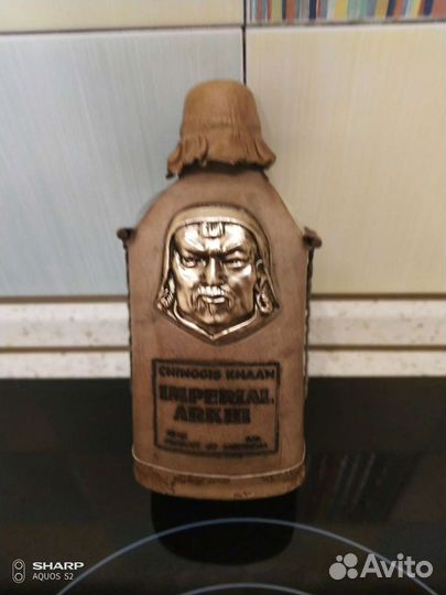 Бутылка оригинальная в натуральной коже и меди