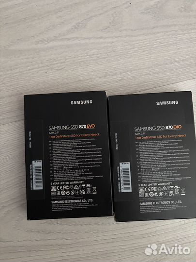 Жесткий диск samsung ssd 870 evo SATA 2.5 250gb