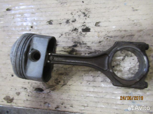 Поршень шатун Ауди А8 Q7 Олроуд 4,2