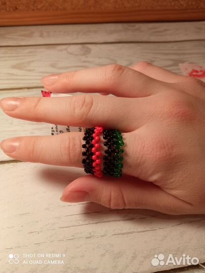 Парные кольца из бисера леди баг и супер кот