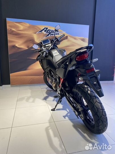 Honda Africa Twin CRF1100D DCT