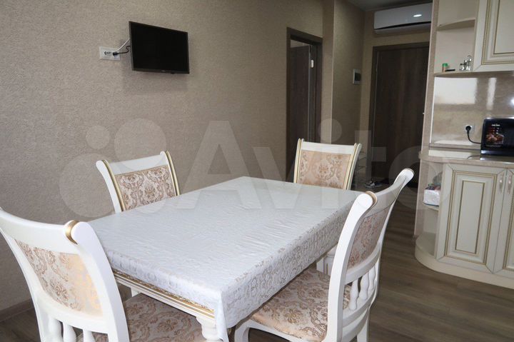 2-к. квартира, 57 м², 6/9 эт.