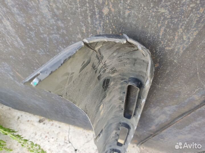 Накладка на передний бампер Kia Rio X-line