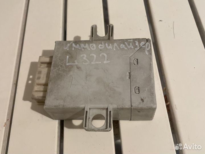 Блок иммо L322 Range Rover Vogue