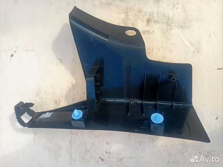 Накладка порога передняя правая Peugeot Partner 2